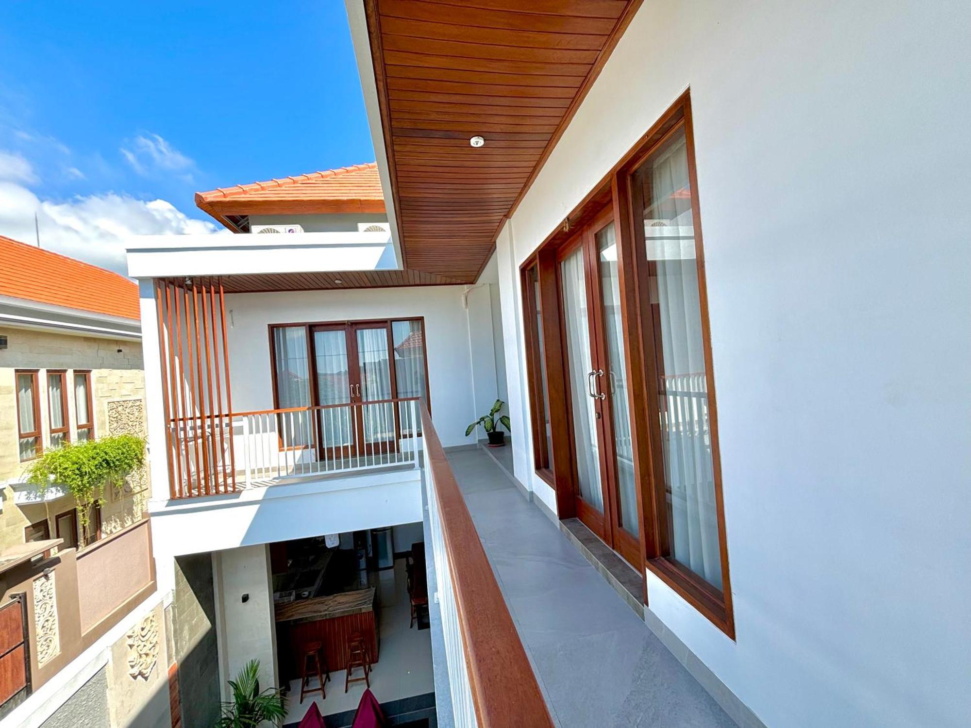 Surya Mesari Seminyak (Bali)