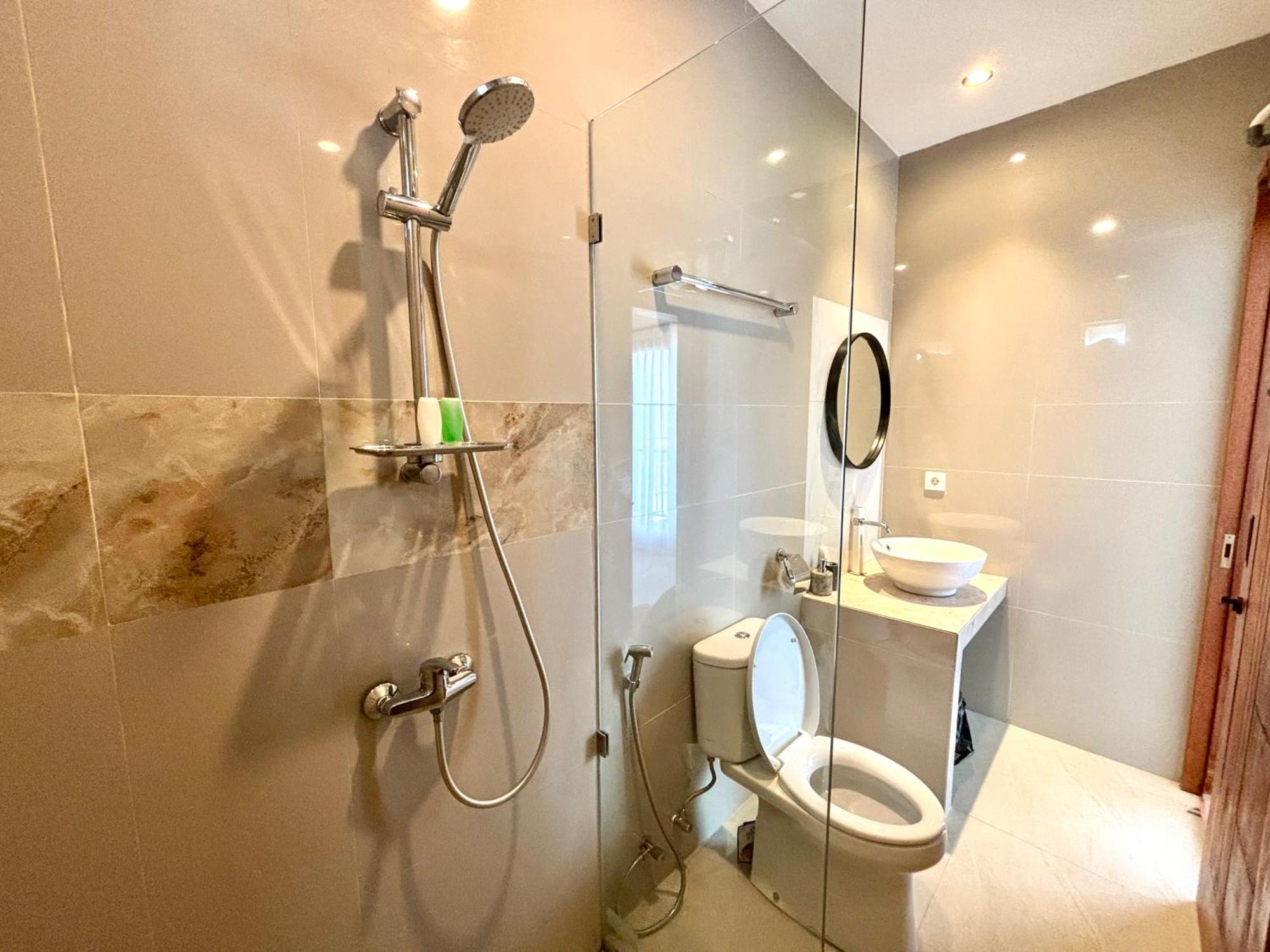 Tempat Tidur & Sarapan Surya Mesari *