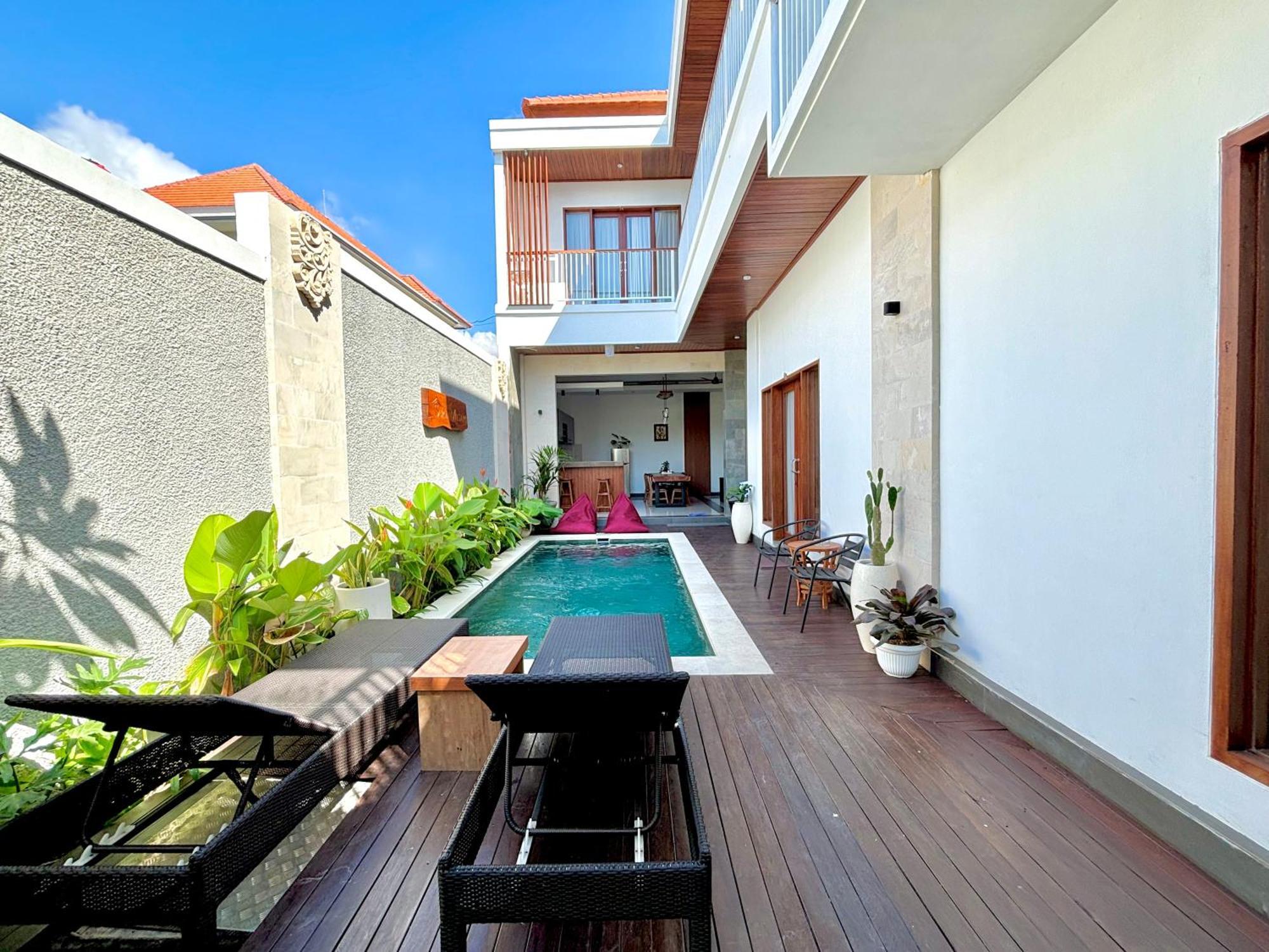 Surya Mesari Tempat Tidur & Sarapan Seminyak (Bali)